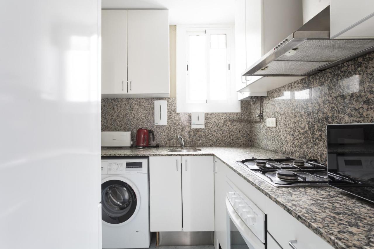 Priority Fira Apartments Barcelona Ngoại thất bức ảnh