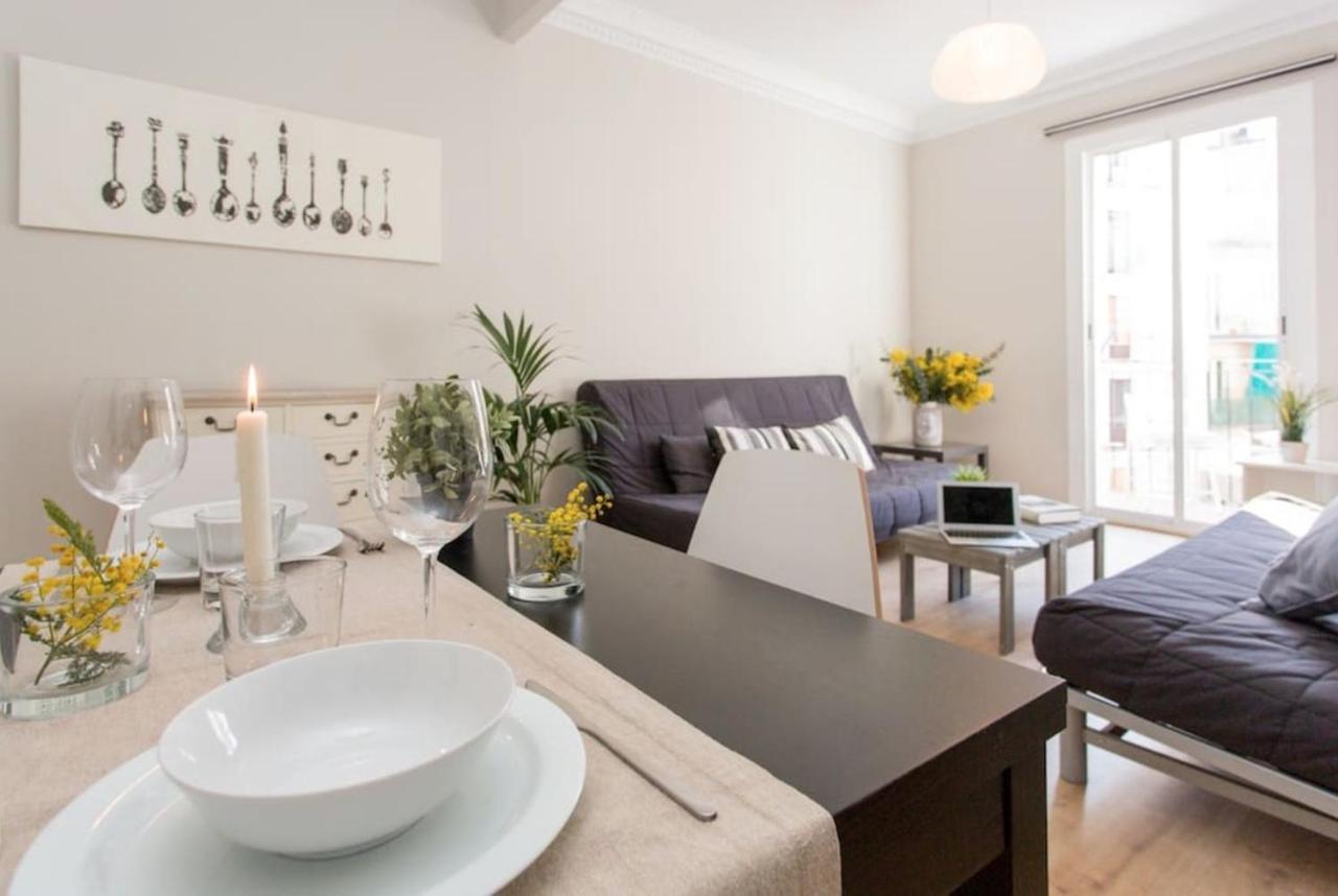 Priority Fira Apartments Barcelona Ngoại thất bức ảnh